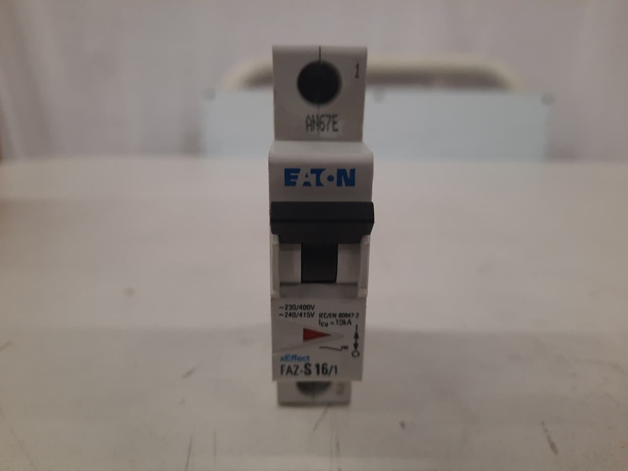 Eaton FAZ-S16/1 277/480 VAC 50/60 Hz, 16 A, 1-Pole, 10 kA, 13 to 17 x Rated Current, Line/Load Terminal, DIN Rail Mount, Standard Packaging, S-Curve, Current Limiting, Thermal Magnetic, Supplementary Protector Eaton FAZ-S16/1 277/480 VAC 50/60 Hz, 16 A, 1-Pole, 10 kA, 13 to 17 x Rated Current, Line/Load Terminal, DIN Rail Mount, Standard Packaging, S-Curve, Current Limiting, Thermal Magnetic, Supplementary Protector