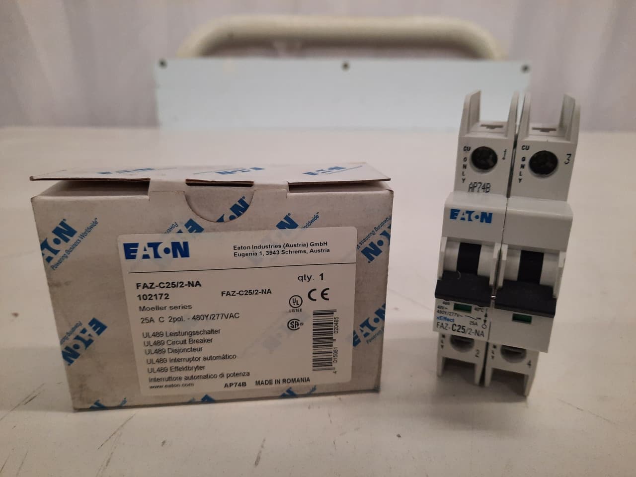 Eaton FAZ-C25/2-NA FAZ-C25/2-NA Eaton - UL 489 Industrial Miniature Circuit Breakers - Supplementary Protector Eaton FAZ-C25/2-NA FAZ-C25/2-NA Eaton - UL 489 Industrial Miniature Circuit Breakers - Supplementary Protector
