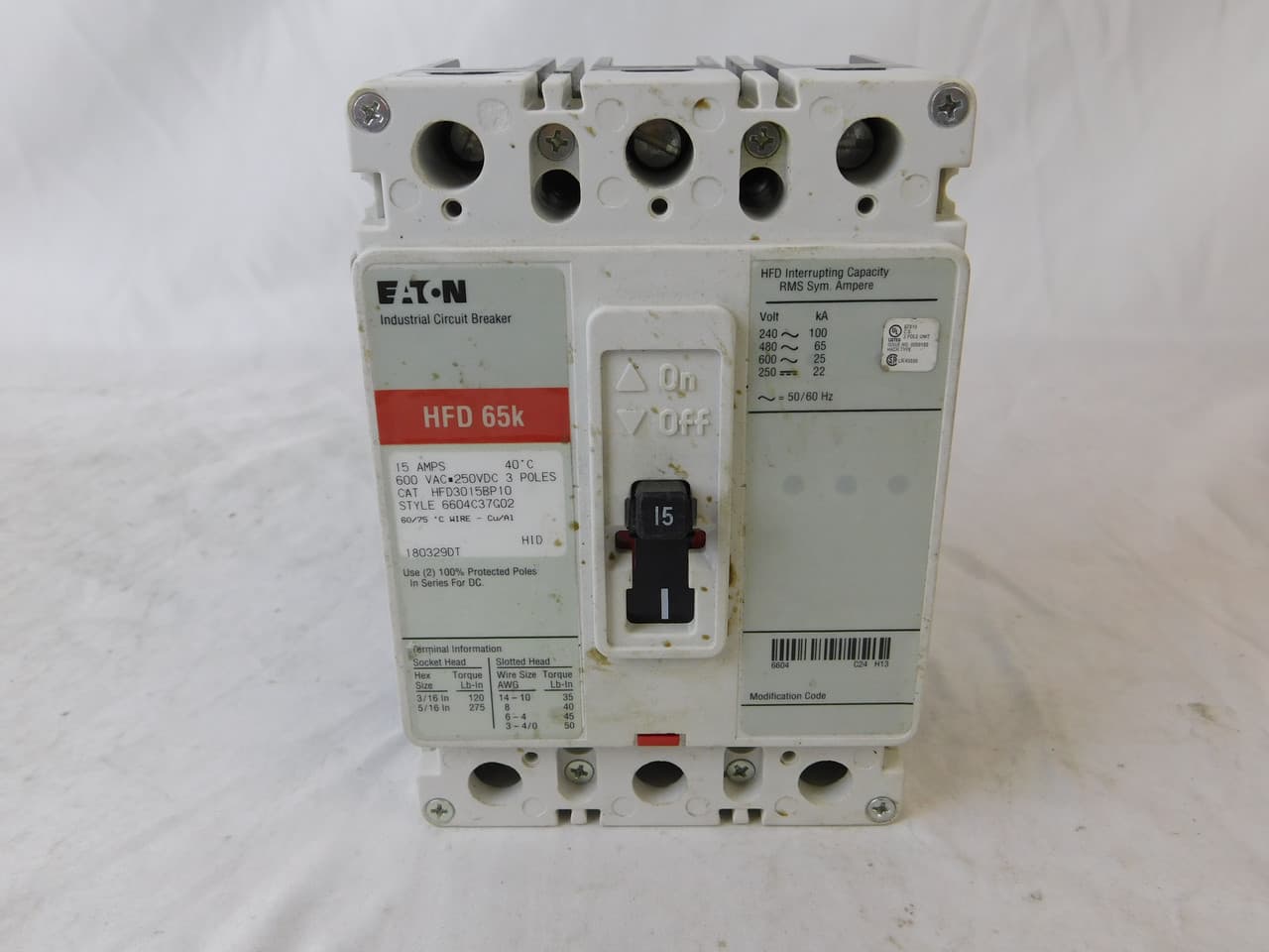 Eaton HFD3015 HFD3015 Eaton - Eaton Series C complete molded case circuit breaker, F-frame, HFD, Complete breaker, Fixed thermal, Fixed magnetic trip type, Three-pole, 15 A, 600 Vac, 250 Vdc, Load side, 50/60 Hz Eaton HFD3015 HFD3015 Eaton - Eaton Series C complete molded case circuit breaker, F-frame, HFD, Complete breaker, Fixed thermal, Fixed magnetic trip type, Three-pole, 15 A, 600 Vac, 250 Vdc, Load side, 50/60 Hz