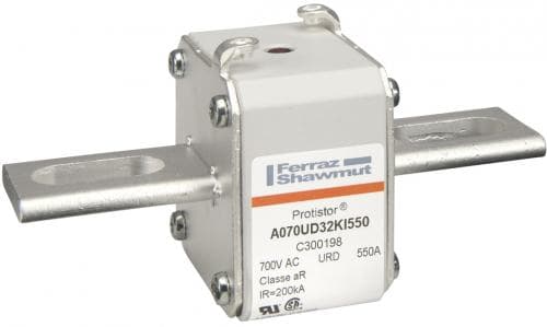 Mersen C300198 C300198 Mersen - Square Body High-Speed Fuse Protistor® Size 32 aR 690VAC IEC 700VAC UL 550A With Striker Slotted Blades short Mersen C300198 C300198 Mersen - Square Body High-Speed Fuse Protistor® Size 32 aR 690VAC IEC 700VAC UL 550A With Striker Slotted Blades short