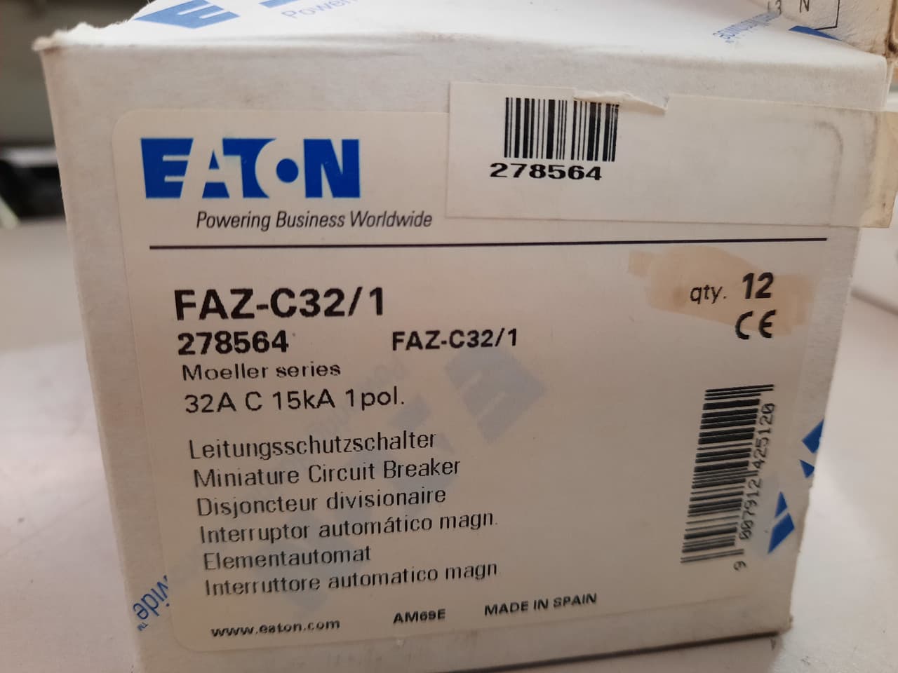 Eaton FAZ-C32/1 277/480 VAC 50/60 Hz, 32 A, 1-Pole, 10 kA, 5 to 10 x Rated Current, Line/Load Terminal, DIN Rail Mount, Standard Packaging, C-Curve, Current Limiting, Thermal Magnetic, Supplementary Protector Eaton FAZ-C32/1 277/480 VAC 50/60 Hz, 32 A, 1-Pole, 10 kA, 5 to 10 x Rated Current, Line/Load Terminal, DIN Rail Mount, Standard Packaging, C-Curve, Current Limiting, Thermal Magnetic, Supplementary Protector