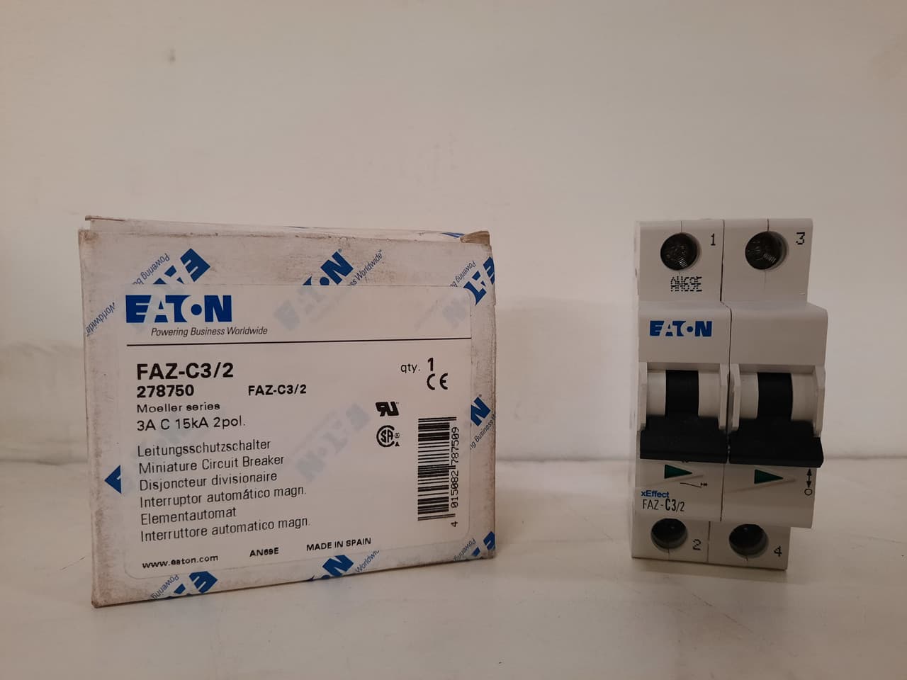 Eaton FAZ-C3/2 Eaton FAZ supplementary protector,UL 1077 Industrial miniature circuit breaker - supplementary protector,Medium levels of inrush current are expected,3 A,15 kAIC,Two-pole,5-10X /n,50-60 Hz,Standard terminals,C Curve Eaton FAZ-C3/2 Eaton FAZ supplementary protector,UL 1077 Industrial miniature circuit breaker - supplementary protector,Medium levels of inrush current are expected,3 A,15 kAIC,Two-pole,5-10X /n,50-60 Hz,Standard terminals,C Curve