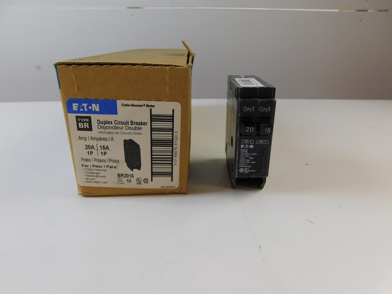Eaton BR2015 BR2015 Eaton - Eaton BR thermal magnetic circuit breaker,Type BR 1-Inch plug-on circuit breaker,15-20 A,10 kAIC,Two-pole,120V,BR,Common breaker trip,#14-4 AWG Cu/Al,Q28,BR,Type BR Loadcenters Eaton BR2015 BR2015 Eaton - Eaton BR thermal magnetic circuit breaker,Type BR 1-Inch plug-on circuit breaker,15-20 A,10 kAIC,Two-pole,120V,BR,Common breaker trip,#14-4 AWG Cu/Al,Q28,BR,Type BR Loadcenters