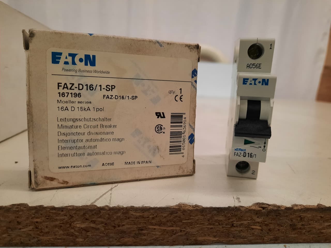 Eaton FAZ-D16/1-SP Eaton FAZ supplementary protector,UL 1077 Industrial miniature circuit breaker-supplementary protector,Single package,High levels of inrush current are expected,16 A,15 kAIC,Single-pole,277 V,10-20X/n,Q38,50-60 Hz,Standard terminals,D Curve Eaton FAZ-D16/1-SP Eaton FAZ supplementary protector,UL 1077 Industrial miniature circuit breaker-supplementary protector,Single package,High levels of inrush current are expected,16 A,15 kAIC,Single-pole,277 V,10-20X/n,Q38,50-60 Hz,Standard terminals,D Curve