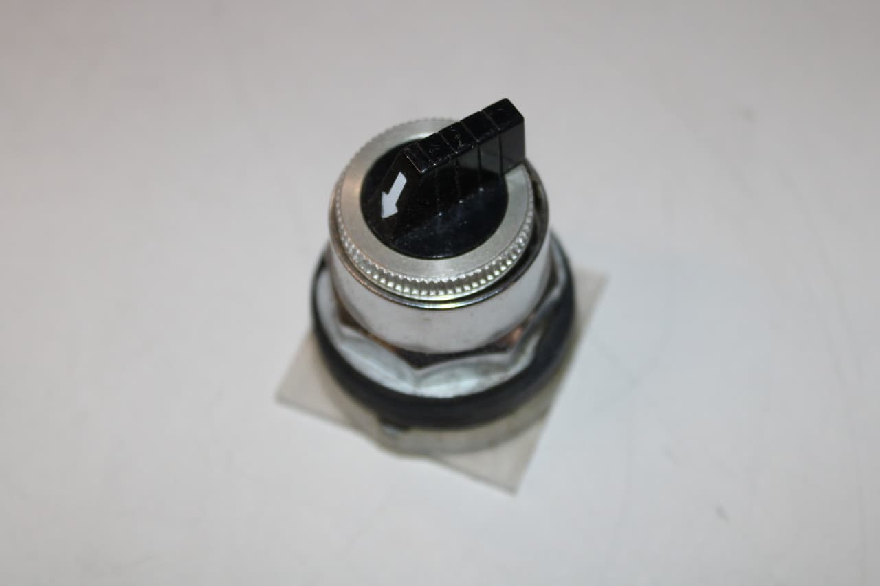 Schneider Electric 9001KS11B Schneider Electric 9001KS11B is a selector switch with a standard handle, designed for various industrial applications. It features a metal (chromium-plated) bezel for durability and is rated for IP66, NEMA 1, NEMA 2, NEMA 3, NEMA 3R, NEMA 4, NEMA 12, and NEMA 13 environments, ensuring protection against dust, water, and other environmental conditions. The switch operates within a network frequency of 9001K and has an electrical durability of 500,000 operations for its 2-position, stay-put (maintained/latched) functionality. It supports a primary voltage of 30 mm and has a type of lens measuring 1.18 inches. The protection settings range from -35° to +35° angular positions. Schneider Electric 9001KS11B Schneider Electric 9001KS11B is a selector switch with a standard handle, designed for various industrial applications. It features a metal (chromium-plated) bezel for durability and is rated for IP66, NEMA 1, NEMA 2, NEMA 3, NEMA 3R, NEMA 4, NEMA 12, and NEMA 13 environments, ensuring protection against dust, water, and other environmental conditions. The switch operates within a network frequency of 9001K and has an electrical durability of 500,000 operations for its 2-position, stay-put (maintained/latched) functionality. It supports a primary voltage of 30 mm and has a type of lens measuring 1.18 inches. The protection settings range from -35° to +35° angular positions.