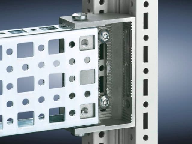 Rittal 4376000 SZ TS punched section without mounting flange, 23 x 73 mm, for TS, SE, for WHD: 600 mm, L: 495 mm Rittal 4376000 SZ TS punched section without mounting flange, 23 x 73 mm, for TS, SE, for WHD: 600 mm, L: 495 mm