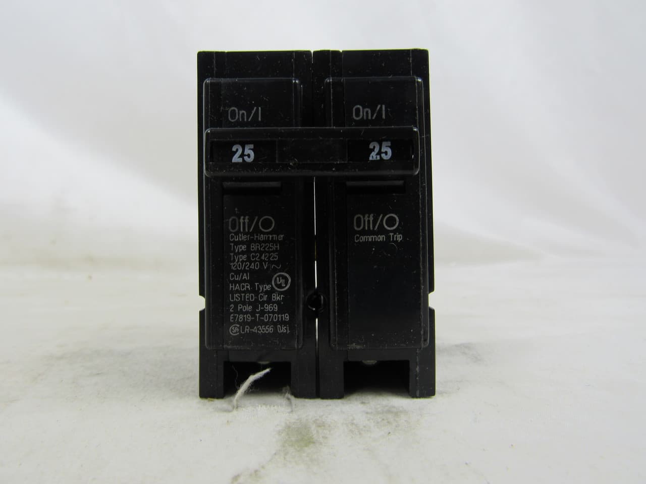 Eaton BR225H BR225H Eaton - Eaton BR thermal magnetic circuit breaker,Type BR 1-Inch plug-on high-magnetic circuit breaker,High-magnetic,25 A,10 kAIC,Two-pole,240V,BR,Common breaker trip,#14-4 AWG Cu/Al,Q28,BR,Type BR Loadcenters Eaton BR225H BR225H Eaton - Eaton BR thermal magnetic circuit breaker,Type BR 1-Inch plug-on high-magnetic circuit breaker,High-magnetic,25 A,10 kAIC,Two-pole,240V,BR,Common breaker trip,#14-4 AWG Cu/Al,Q28,BR,Type BR Loadcenters