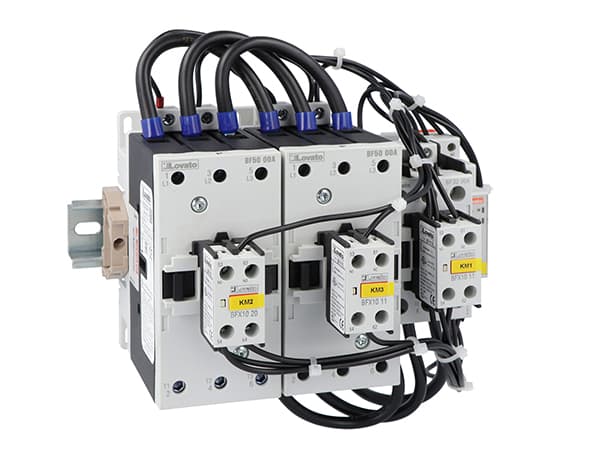 Lovato Electric BFA05070400 BFA05070400 Lovato - Completa star-delta starter, open frame, for starting time up to 12 seconds and a maximum of 30 operations/hour, max IEC operating current 85A. Coil voltage 400VAC 50/60Hz Lovato Electric BFA05070400 BFA05070400 Lovato - Completa star-delta starter, open frame, for starting time up to 12 seconds and a maximum of 30 operations/hour, max IEC operating current 85A. Coil voltage 400VAC 50/60Hz