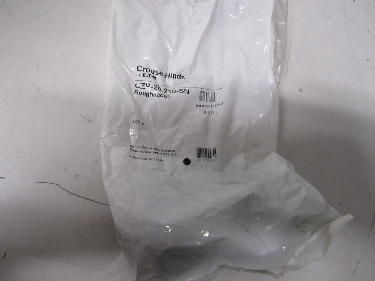 Eaton CZP-20-210-SN Eaton CZP-20-210-SN Plug/Connector/Adapter Accessories Connector 600V Female Eaton CZP-20-210-SN Eaton CZP-20-210-SN Plug/Connector/Adapter Accessories Connector 600V Female