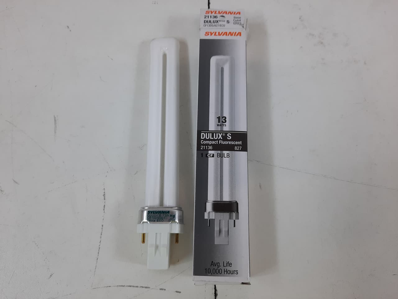 Sylvania CF13DS/827/ECO 0.472" x 7.09", 13 W, 59 V, 0.18 A, 800 Lumen, 2700 K, 82 CRI, 10000 Hr Life, Lead-Free, GX23 Bi-Pin Base, T4, Single Tube Sylvania CF13DS/827/ECO 0.472" x 7.09", 13 W, 59 V, 0.18 A, 800 Lumen, 2700 K, 82 CRI, 10000 Hr Life, Lead-Free, GX23 Bi-Pin Base, T4, Single Tube