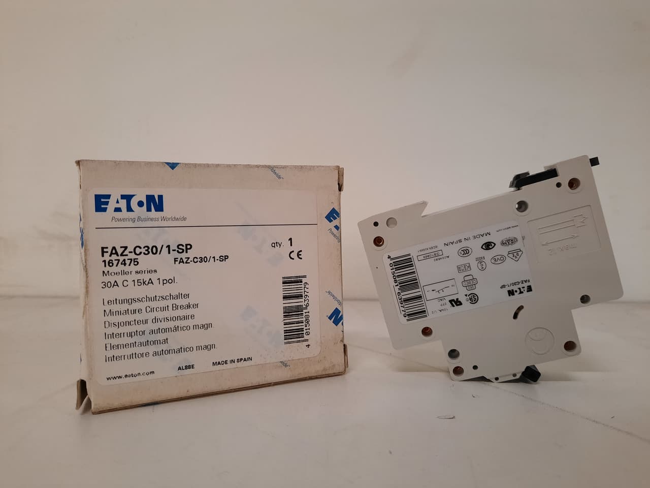 Eaton FAZ-C30/1-SP Eaton FAZ supplementary protector,UL 1077 Industrial miniature circuit breaker-supplementary protector,Single package,Medium levels of inrush current are expected,30A,15 kAIC,Single-pole,277 V,5-10X/n,Q38,50-60 Hz,Standard terminals,C Curve Eaton FAZ-C30/1-SP Eaton FAZ supplementary protector,UL 1077 Industrial miniature circuit breaker-supplementary protector,Single package,Medium levels of inrush current are expected,30A,15 kAIC,Single-pole,277 V,5-10X/n,Q38,50-60 Hz,Standard terminals,C Curve