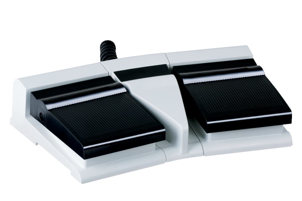Schmersal NKF2-10/10Z-B-2M NKF2-10/10Z-B-2M Schmersal - Foot switch; 2 Contacts; Design double-pedal type; Compact, flat design; Modern and symmetric design; with Pre-wired cable, 2 m; Contact versions consisting of switch-over or NO contacts Schmersal NKF2-10/10Z-B-2M NKF2-10/10Z-B-2M Schmersal - Foot switch; 2 Contacts; Design double-pedal type; Compact, flat design; Modern and symmetric design; with Pre-wired cable, 2 m; Contact versions consisting of switch-over or NO contacts