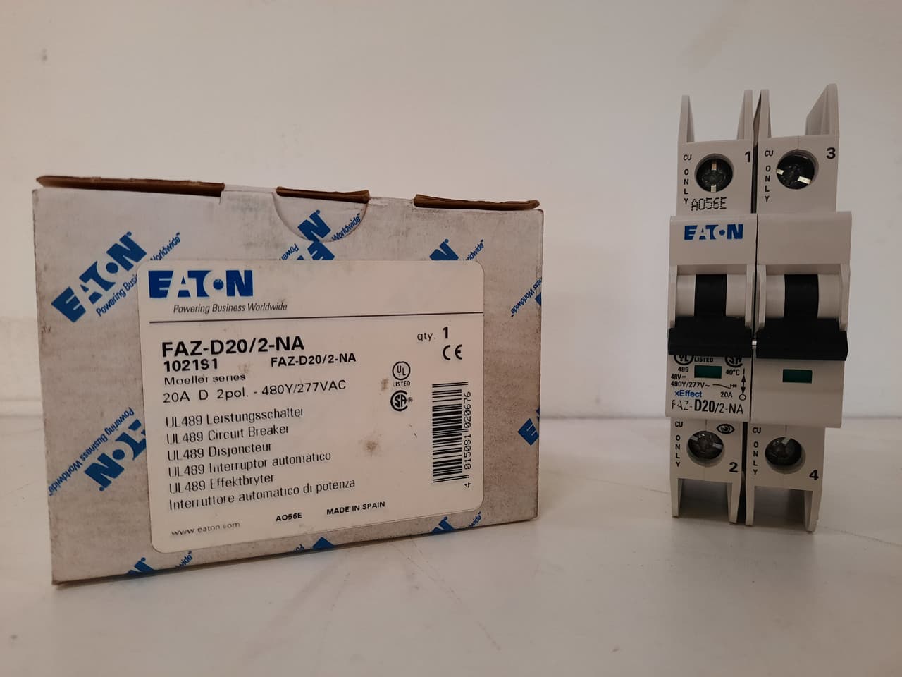 Eaton FAZ-D20/2-NA 277/480 VAC, 96 VDC, 20 A, 10 kA, 10 to 20 x Rated Current, 2-Pole, Screw Terminal, DIN Rail Mount, Current Limiting, Thermal Magnetic Eaton FAZ-D20/2-NA 277/480 VAC, 96 VDC, 20 A, 10 kA, 10 to 20 x Rated Current, 2-Pole, Screw Terminal, DIN Rail Mount, Current Limiting, Thermal Magnetic