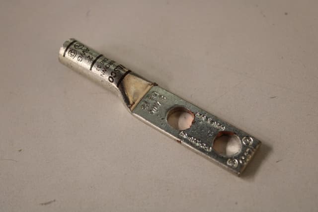 CLND-2-516-34 Part Image. Manufactured by Ilsco.