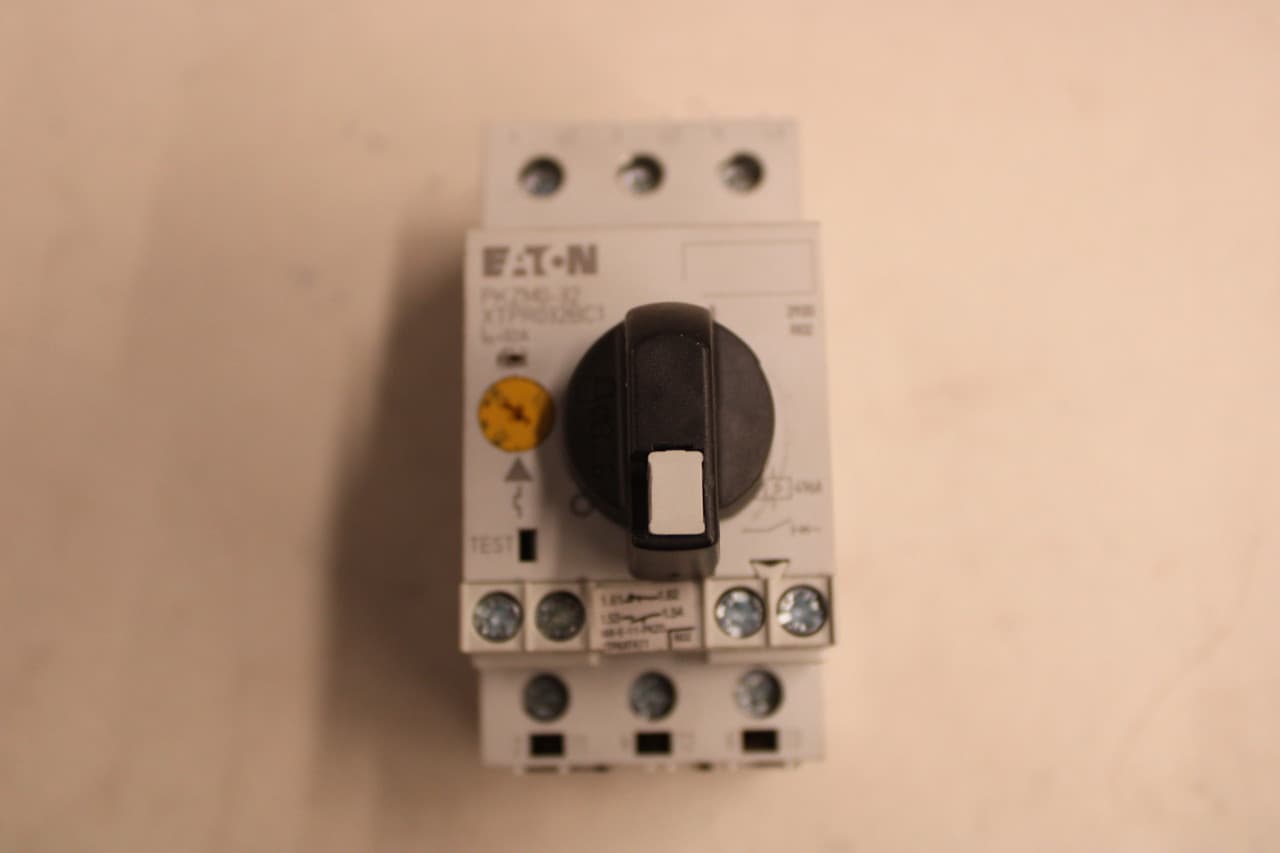 Eaton XTPR032BC1 XTPR032BC1 Eaton - Eaton IEC motor control PR series B-Frame manual motor protector, 32A, 45 mm Frame size, Class 10 trip type, Rotary type Eaton XTPR032BC1 XTPR032BC1 Eaton - Eaton IEC motor control PR series B-Frame manual motor protector, 32A, 45 mm Frame size, Class 10 trip type, Rotary type
