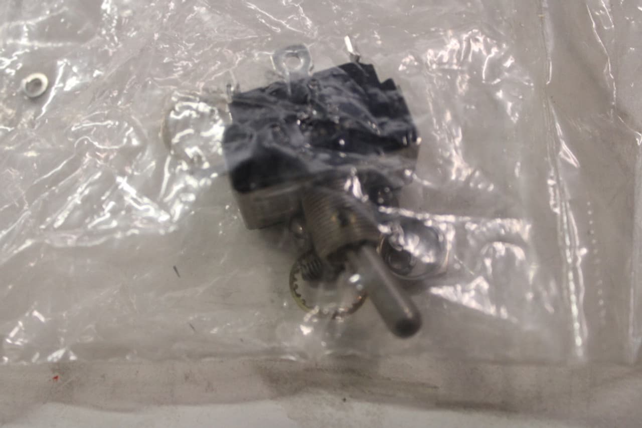 Eaton 8824K14 Eaton 8824K14 Other Sensors and Switches EA Eaton 8824K14 Eaton 8824K14 Other Sensors and Switches EA